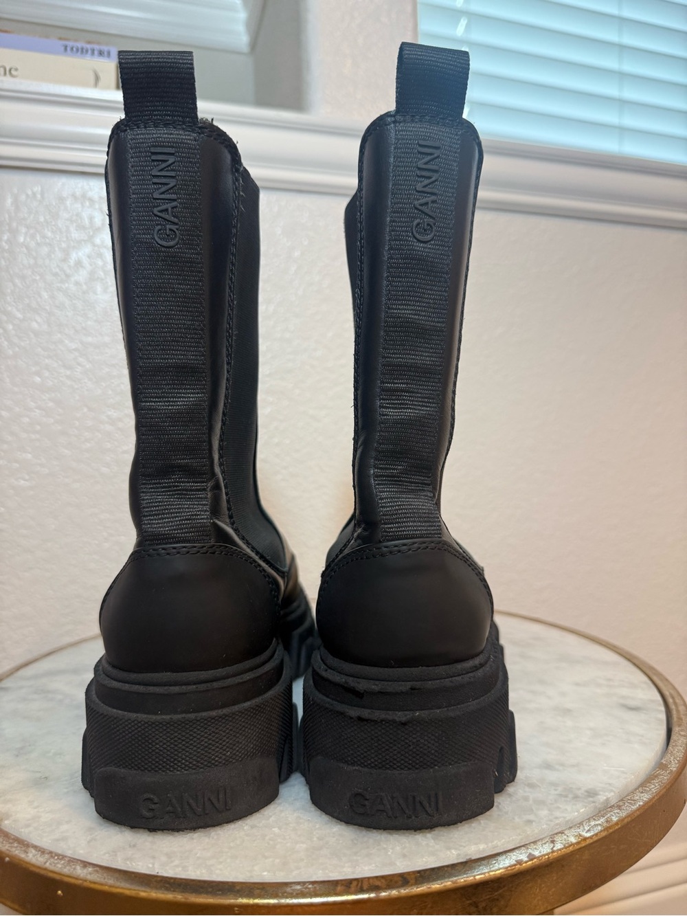 Ganni Logo Leather Chelsea Boots - Picture 11 of 12